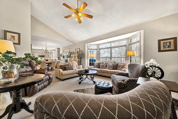 $759,000 | 3535 Windsor Oaks Circle Southwest, Roanoke, VA 24018