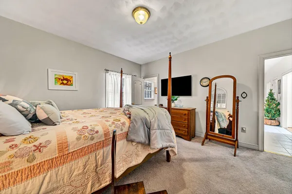 $759,000 | 3535 Windsor Oaks Circle Southwest, Roanoke, VA 24018