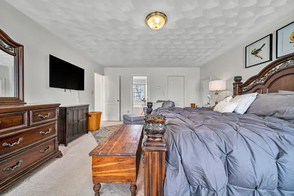 $759,000 | 3535 Windsor Oaks Circle Southwest, Roanoke, VA 24018