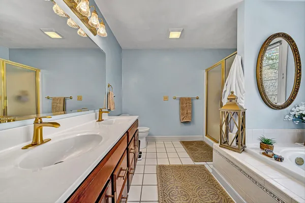 $759,000 | 3535 Windsor Oaks Circle Southwest, Roanoke, VA 24018