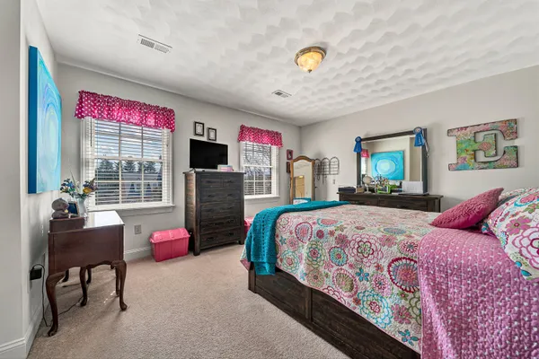 $759,000 | 3535 Windsor Oaks Circle Southwest, Roanoke, VA 24018