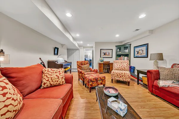 $759,000 | 3535 Windsor Oaks Circle Southwest, Roanoke, VA 24018