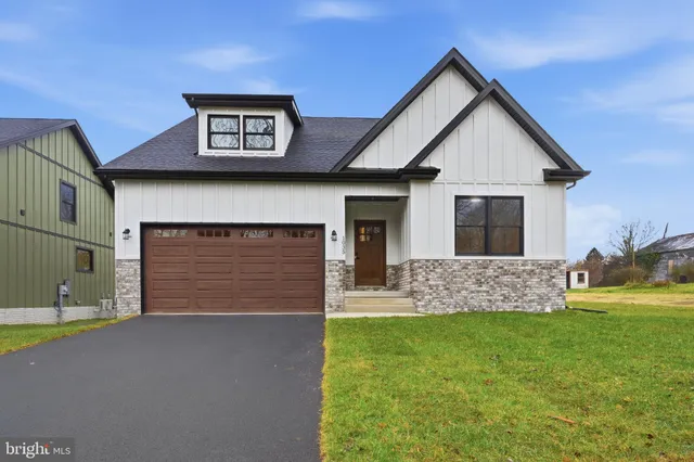 $599,999 | 1035 Putnam Street, Harpers Ferry, WV 25425