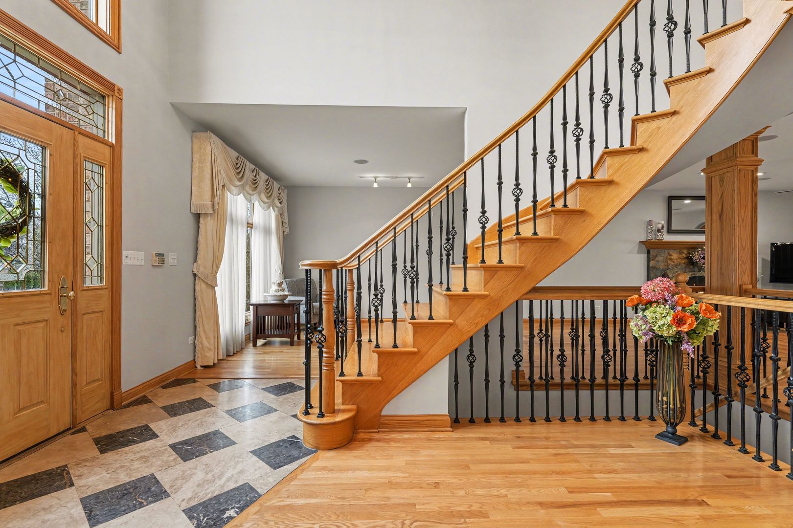 2975 Glenview Road Glenview, IL 60025 - Photo 4 of 60 Gallery Image 4