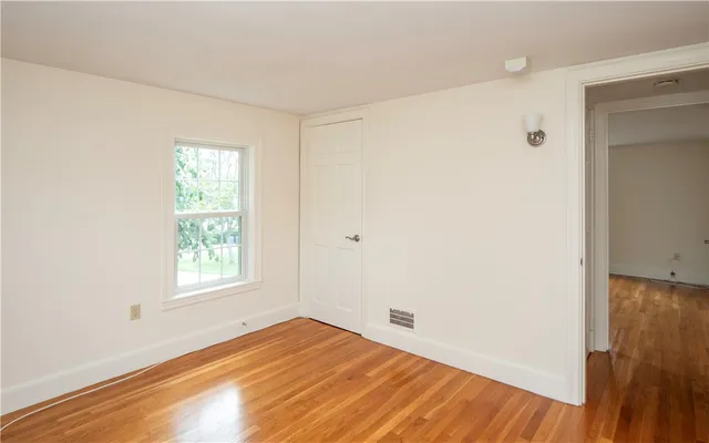 $2,150 | 56 Phelps Road, Unit D, Middletown, RI 02842