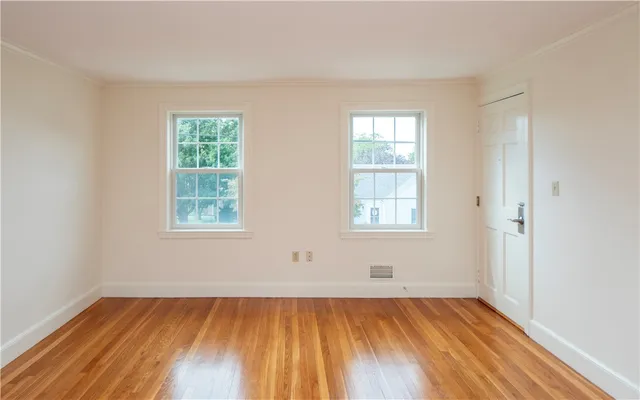 $2,150 | 56 Phelps Road, Unit D, Middletown, RI 02842