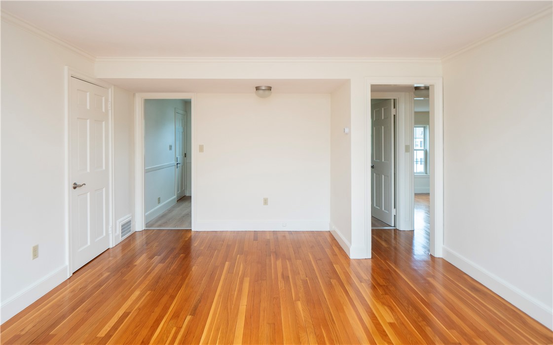 56 Phelps Road, Unit D Middletown, RI 02842 - Photo 6 of 30