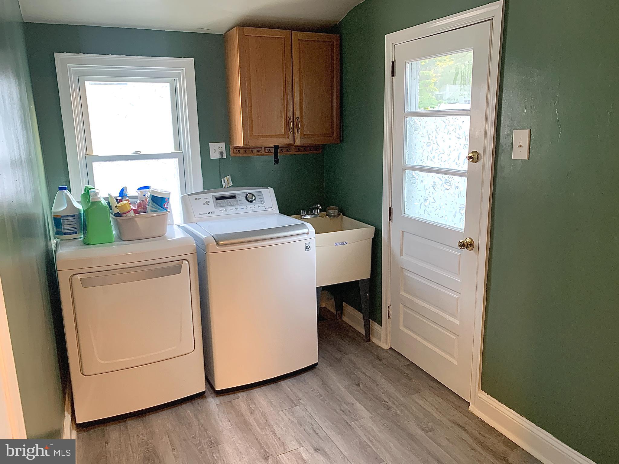 434 Fitzwatertown Road Willow Grove, PA 19090 - Photo 16 of 20 Laundry