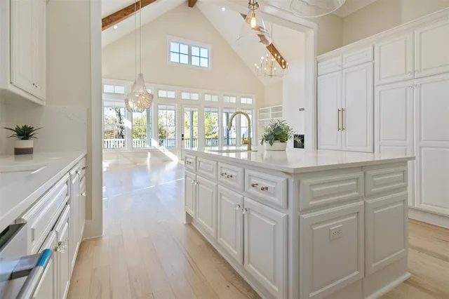 $2,599,000 | 4521 West Cove Court, Malakoff, TX 75148