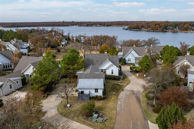 $2,599,000 | 4521 West Cove Court, Malakoff, TX 75148