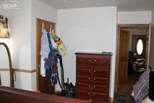 2515 Gary Road Montrose, MI 48457 - Photo 7 of 42 21180538-8.JPG