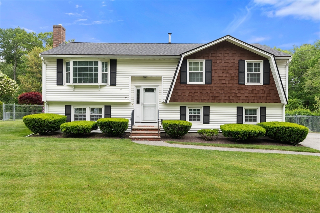 55 Glen Road Wilmington, MA 01887 - Photo 1 of 32 Gallery Image 1
