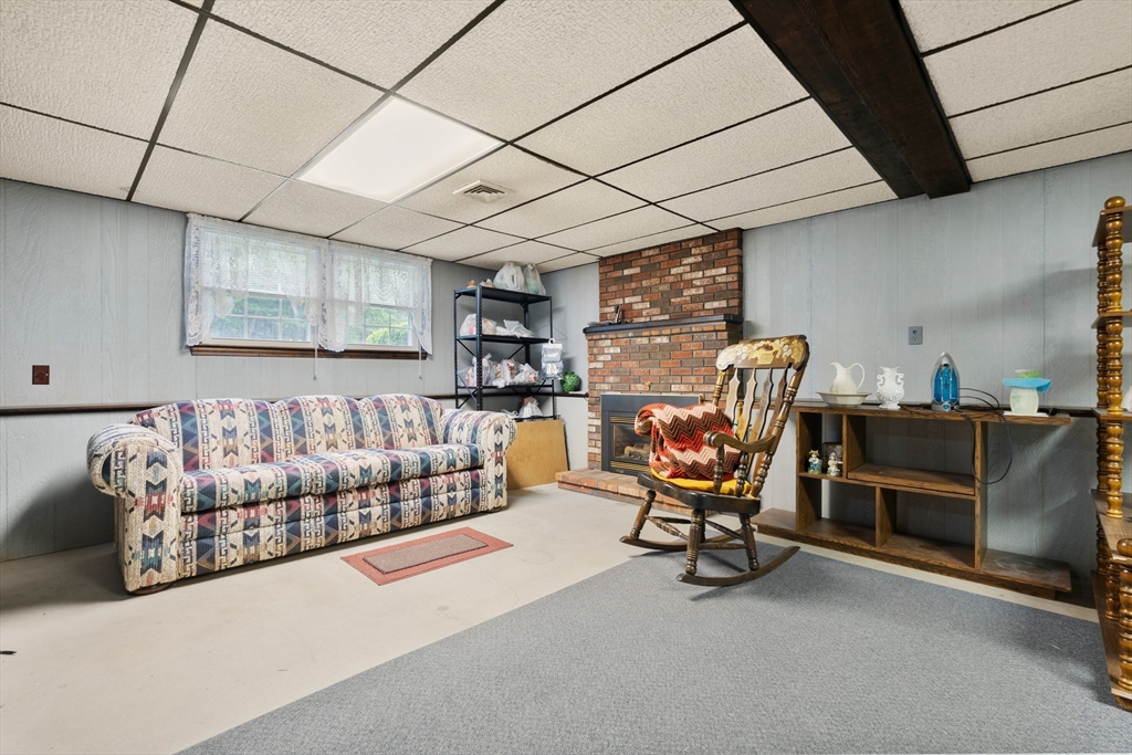55 Glen Road Wilmington, MA 01887 - Photo 21 of 32 Gallery Image 21