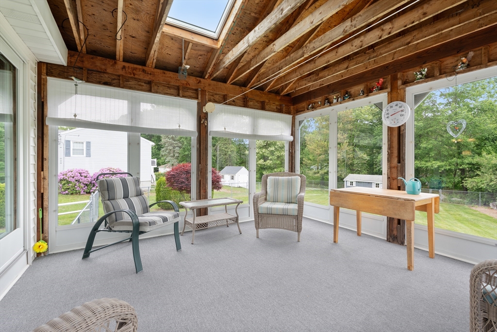 55 Glen Road Wilmington, MA 01887 - Photo 8 of 32 Gallery Image 8