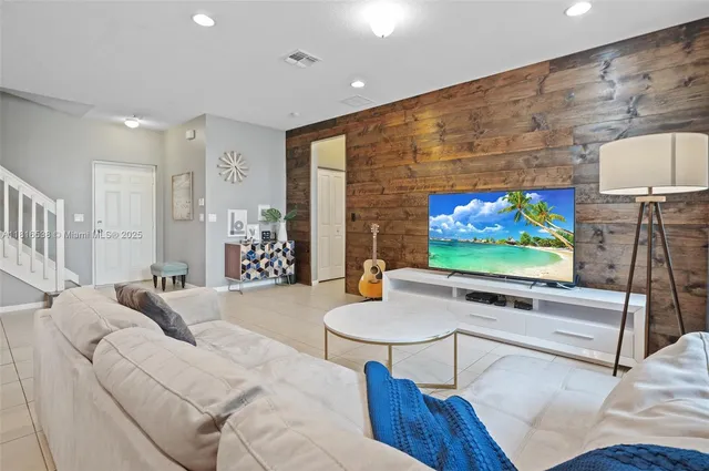 $615,000 | 4164 Cascada Circle, Cooper City, FL 33024