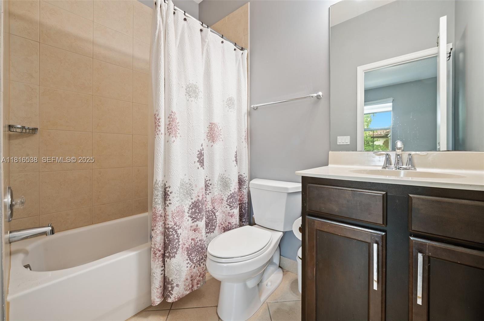 4164 Cascada Circle Cooper City, FL 33024 - Photo 20 of 32