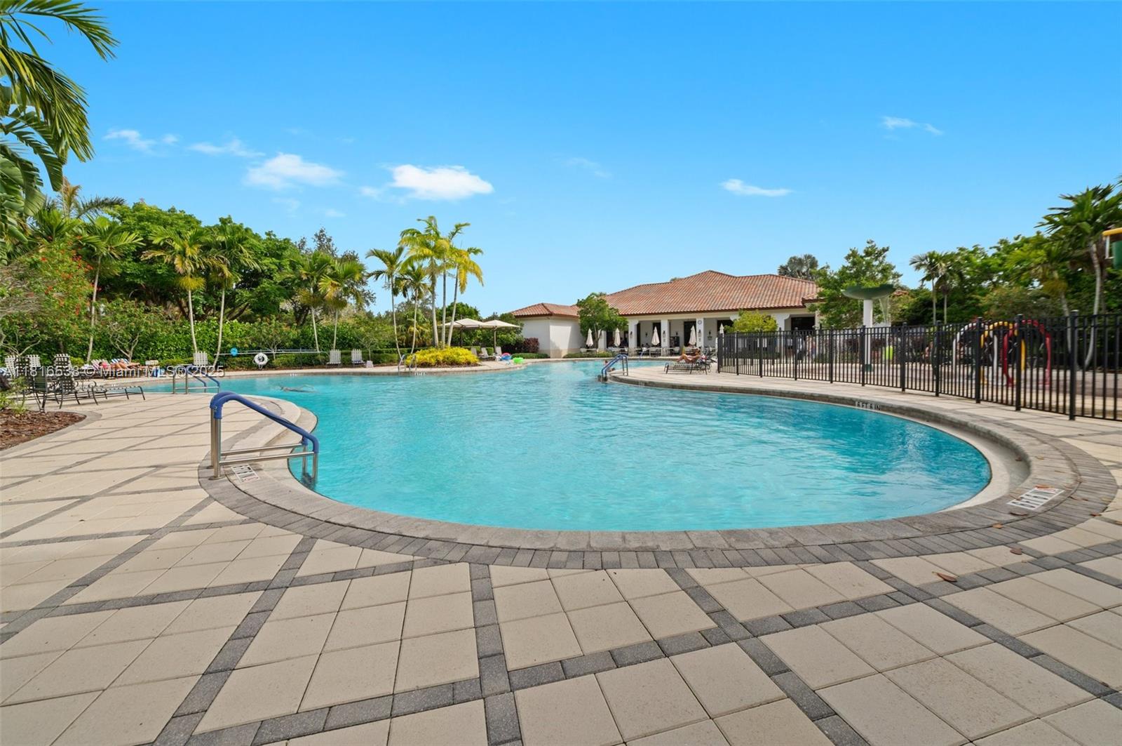 4164 Cascada Circle Cooper City, FL 33024 - Photo 27 of 32