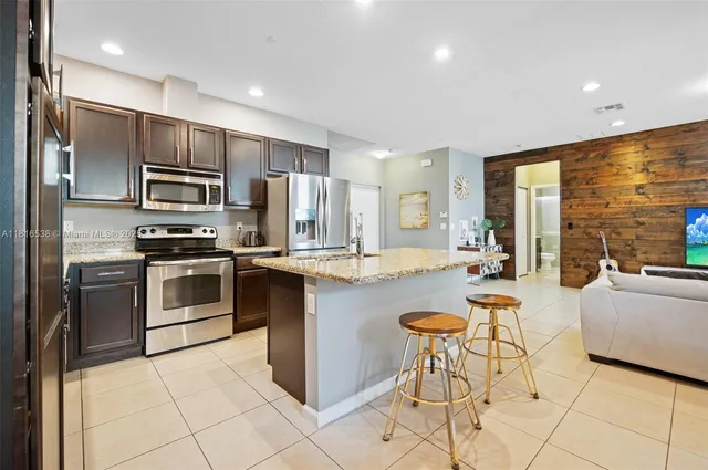 $615,000 | 4164 Cascada Circle, Cooper City, FL 33024