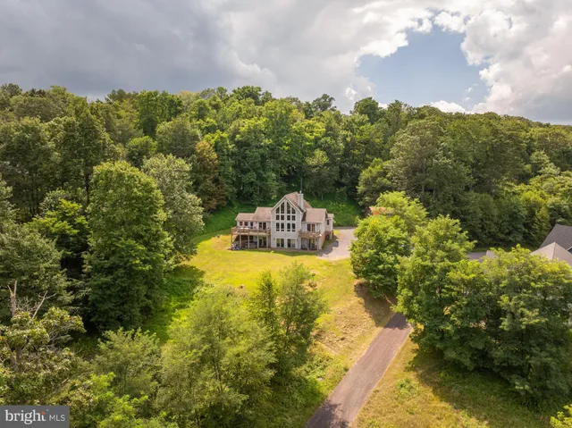 $875,000 | 139 Overlook Ridge Drive, Oakland, MD 21550