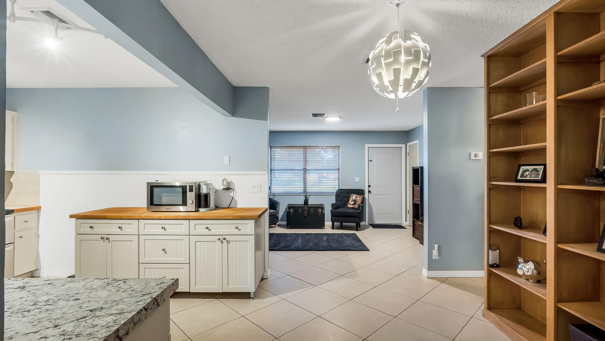 5298 2nd Road Lake Worth, FL 33467 - Photo 16 of 35 Kitchen