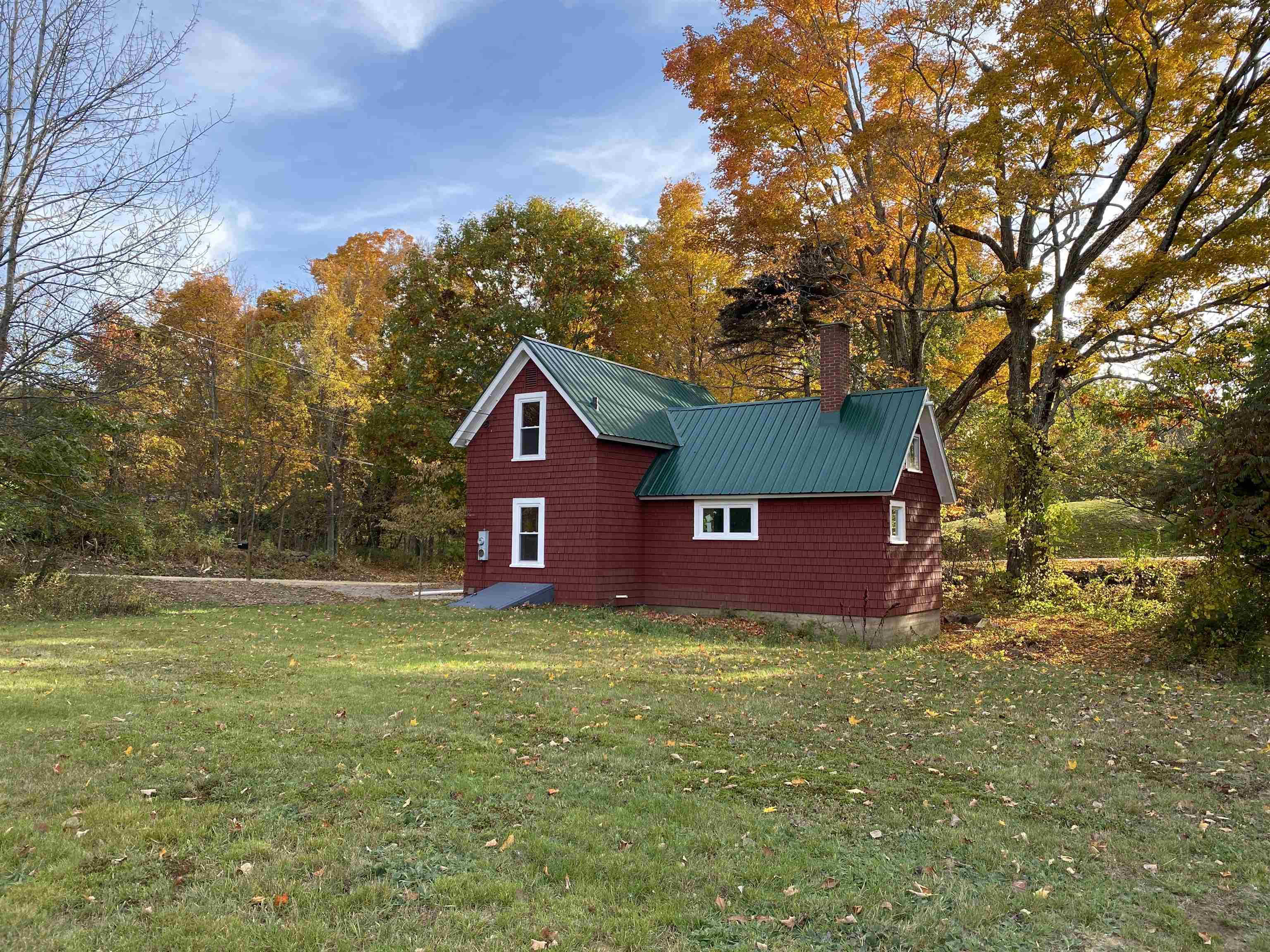 107 Rogers Road Belmont, NH 03220 - Photo 2 of 16