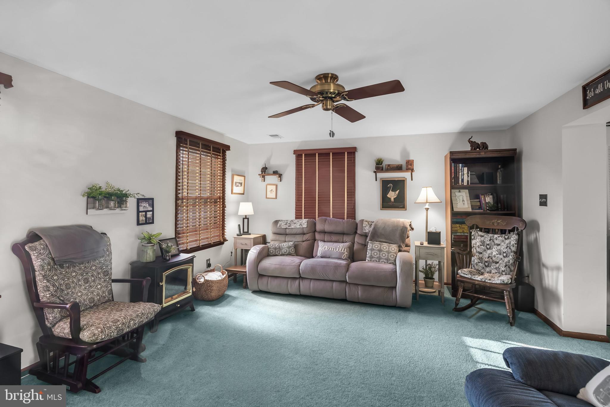 50 Brighton Road Westampton, NJ 08060 - Photo 24 of 35 a living room with furniture