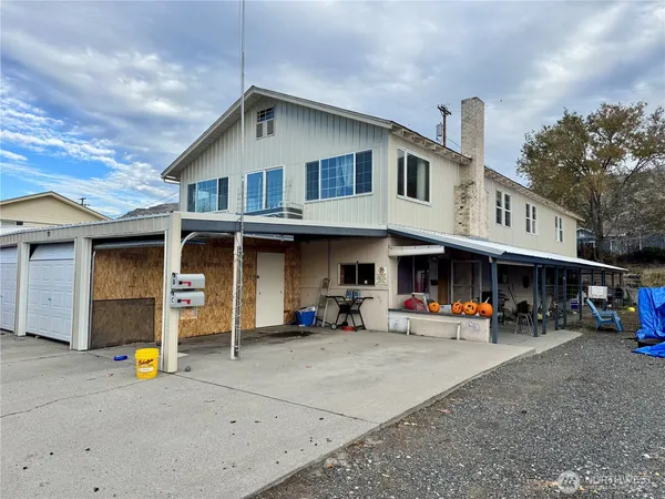 $360,000 | 705 Spruce Street, Coulee Dam, WA 99116