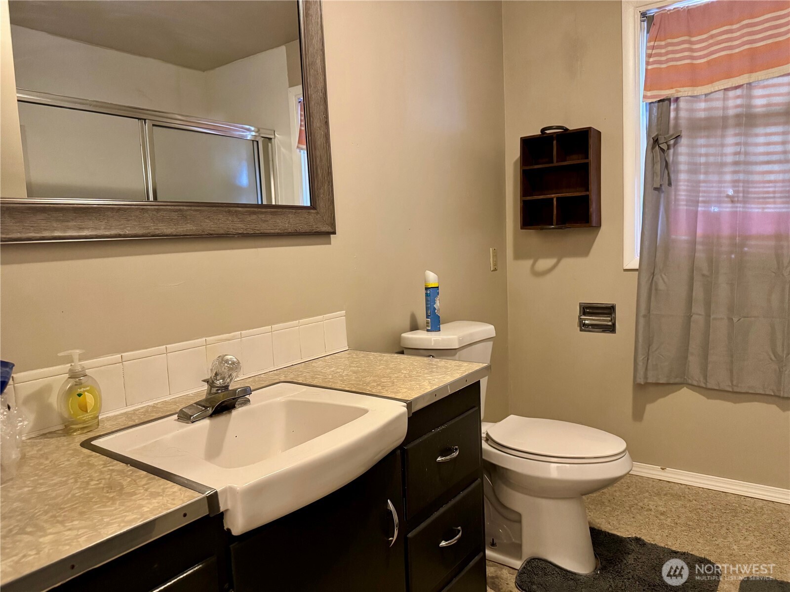 705 Spruce Street Coulee Dam, WA 99116 - Photo 8 of 31