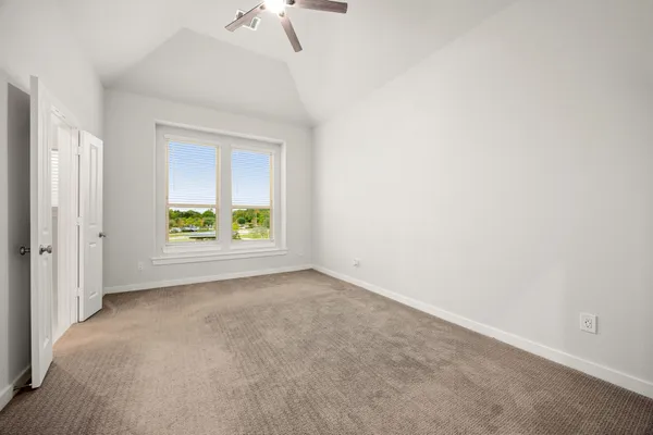 $419,883 | 6570 Scarlet Pond Lane, Fulshear, TX 77441