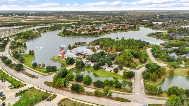 $429,934 | 6570 Scarlet Pond Lane, Fulshear, TX 77441