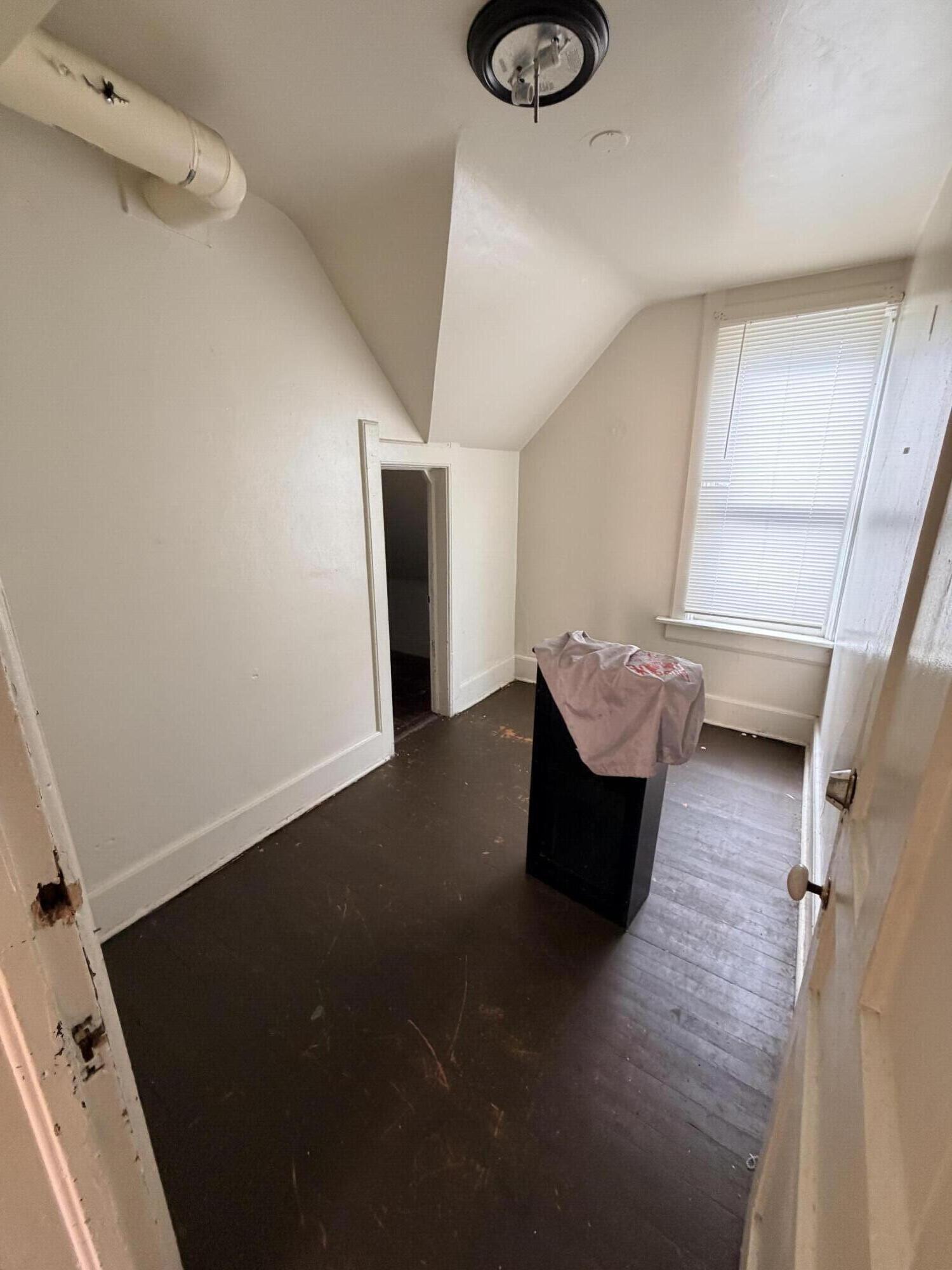 1304 West Ring Street Milwaukee, WI 53206 - Photo 12 of 20 Upper Bedroom 2