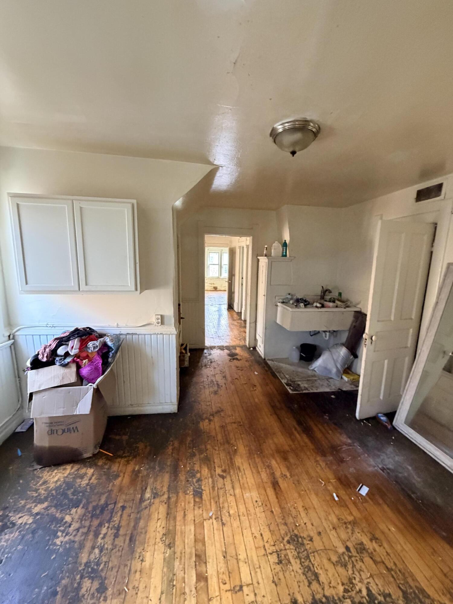 1304 West Ring Street Milwaukee, WI 53206 - Photo 15 of 20 Upper Kitchen