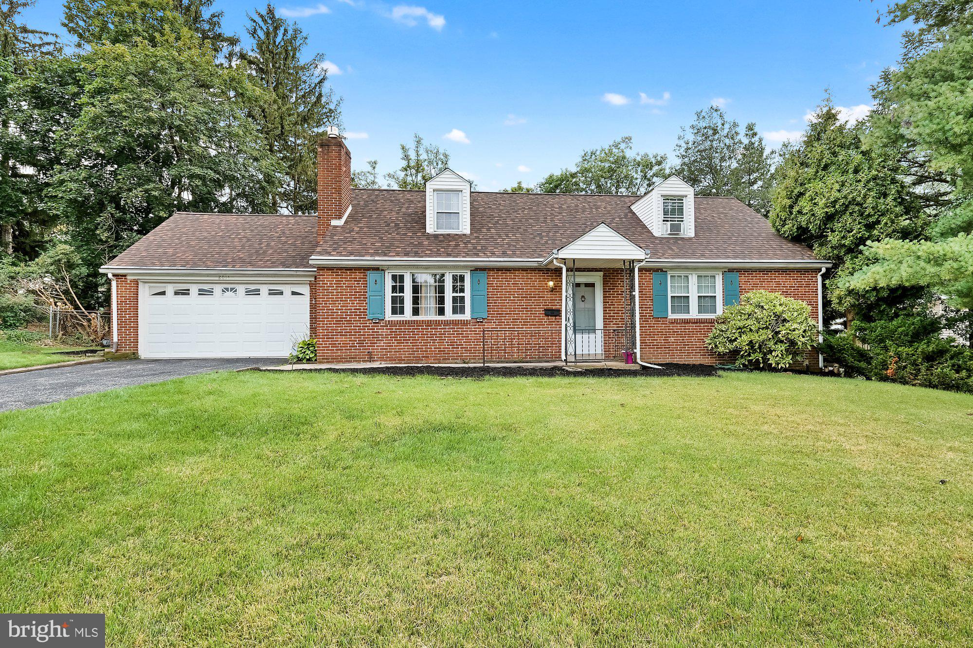 2014 Berkley Road Norristown, PA 19403 - Photo 1 of 25 Gallery Image 1