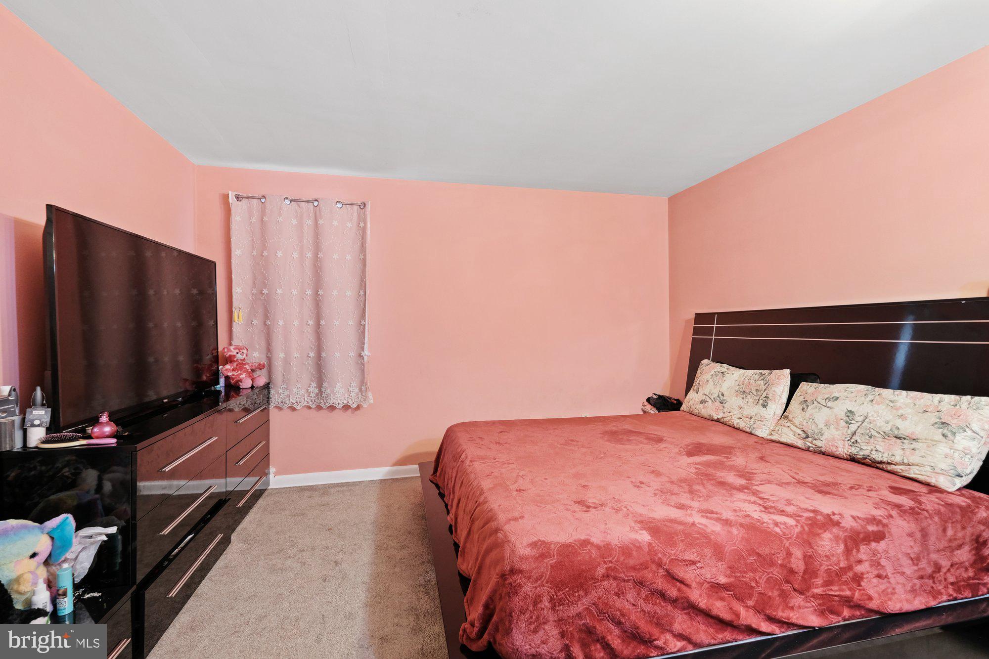 2014 Berkley Road Norristown, PA 19403 - Photo 14 of 25 Gallery Image 14