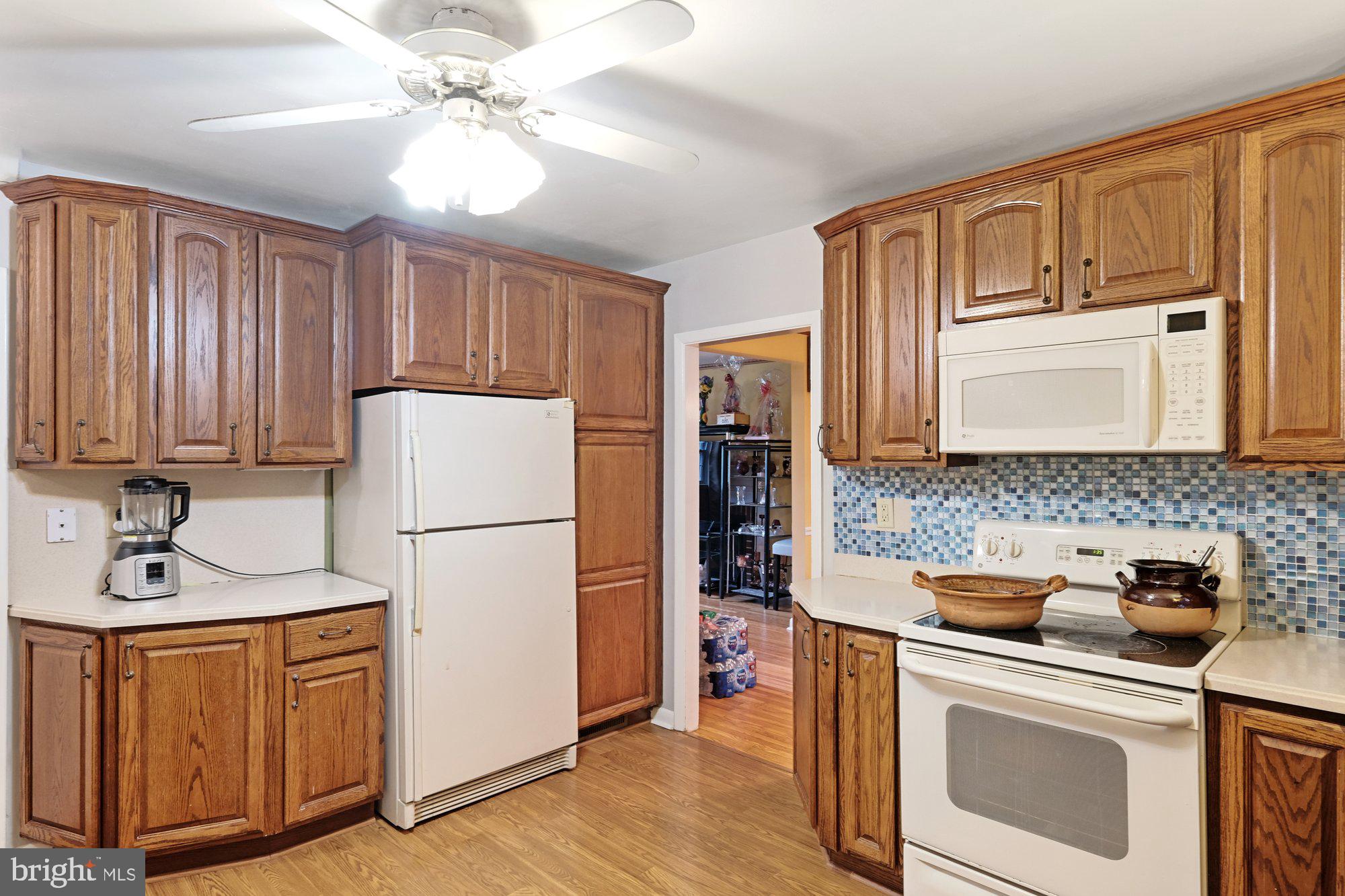 2014 Berkley Road Norristown, PA 19403 - Photo 10 of 25 Gallery Image 10