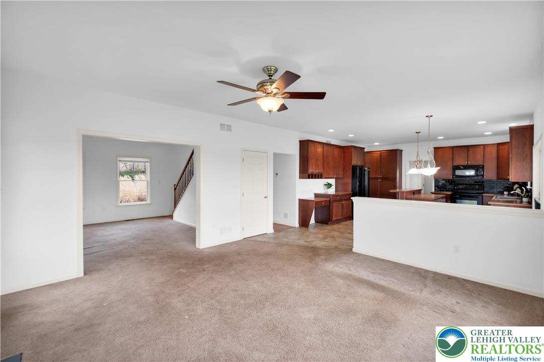2575 Huckleberry Road Allentown, PA 18104 - Photo 20 of 57