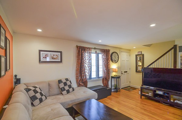 64 Pierce Road, Unit 64 Watertown, MA 02472 - Photo 4 of 16 Gallery Image 4
