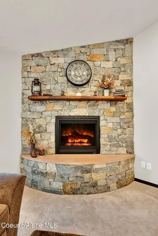 $740,000 | 32948 North 16th Avenue, Spirit Lake, ID 83869