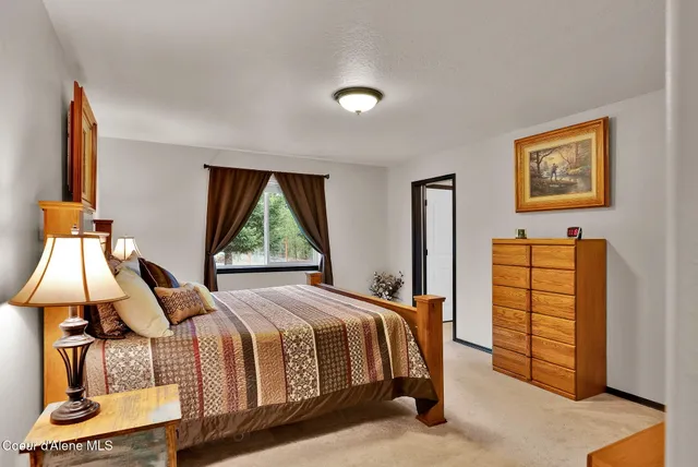 $740,000 | 32948 North 16th Avenue, Spirit Lake, ID 83869