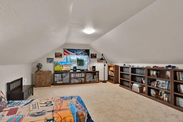 $740,000 | 32948 North 16th Avenue, Spirit Lake, ID 83869