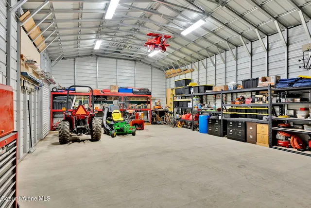 $740,000 | 32948 North 16th Avenue, Spirit Lake, ID 83869