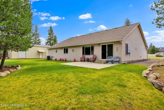 $740,000 | 32948 North 16th Avenue, Spirit Lake, ID 83869