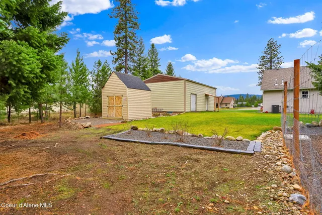 $740,000 | 32948 North 16th Avenue, Spirit Lake, ID 83869