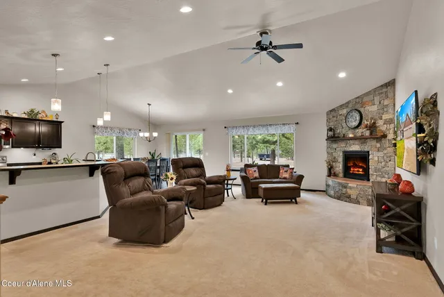 $740,000 | 32948 North 16th Avenue, Spirit Lake, ID 83869