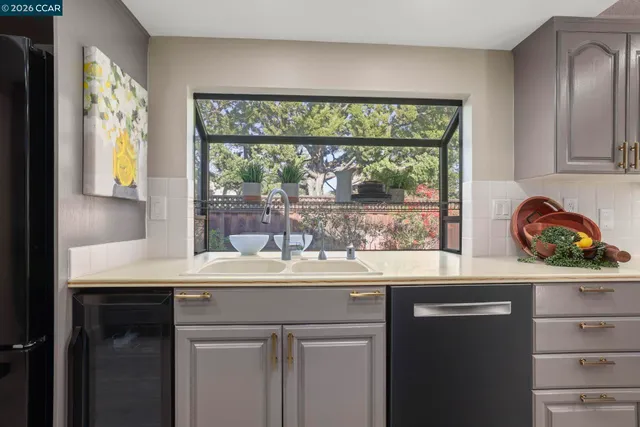 $1,150,000 | 406 Mt Sequoia Court, Clayton, CA 94517