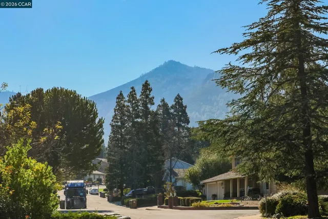 $1,150,000 | 406 Mt Sequoia Court, Clayton, CA 94517