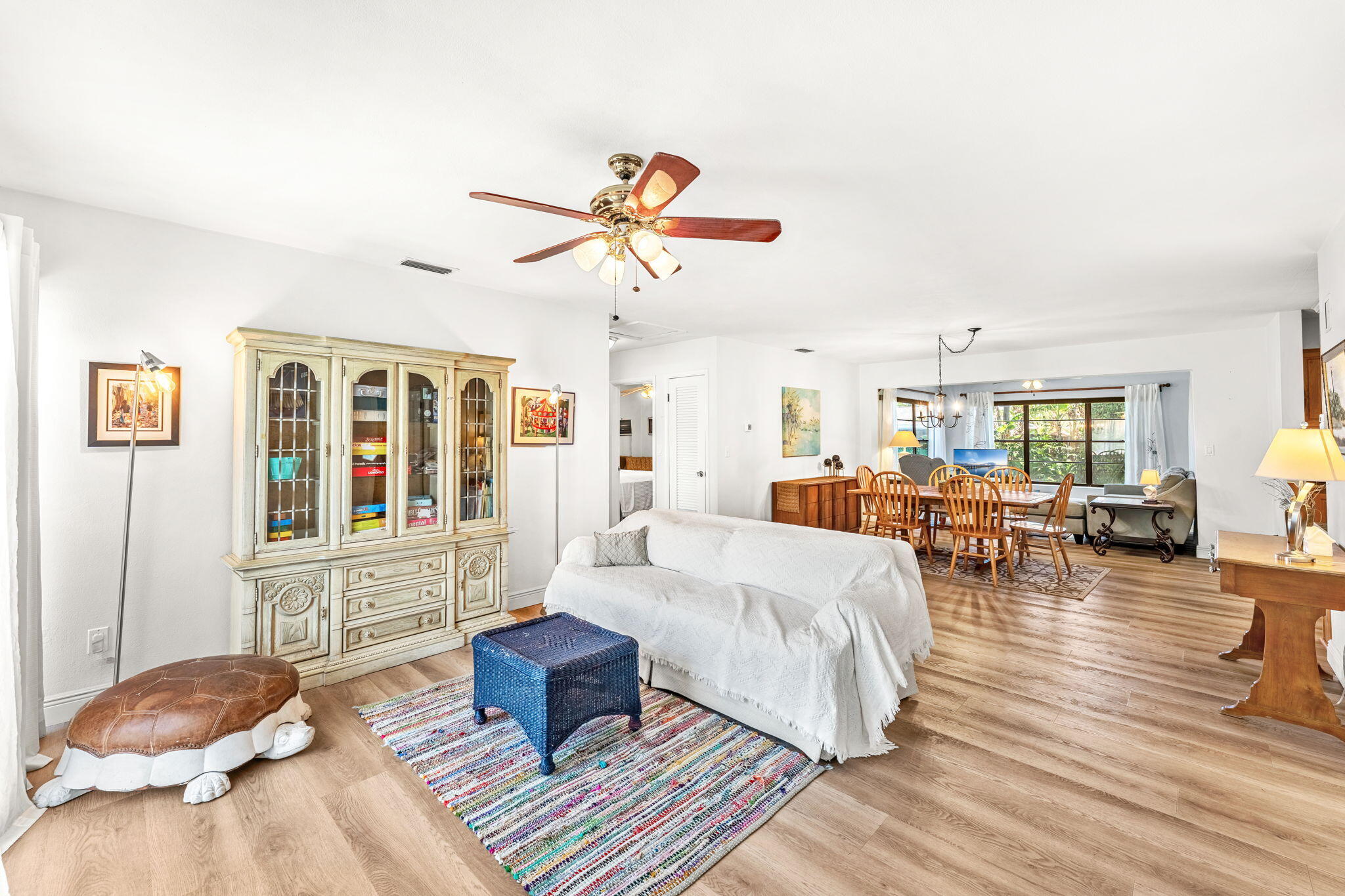 505 Poinsettia Road Melbourne Beach, FL 32951 - Photo 5 of 25 TURNKEY!