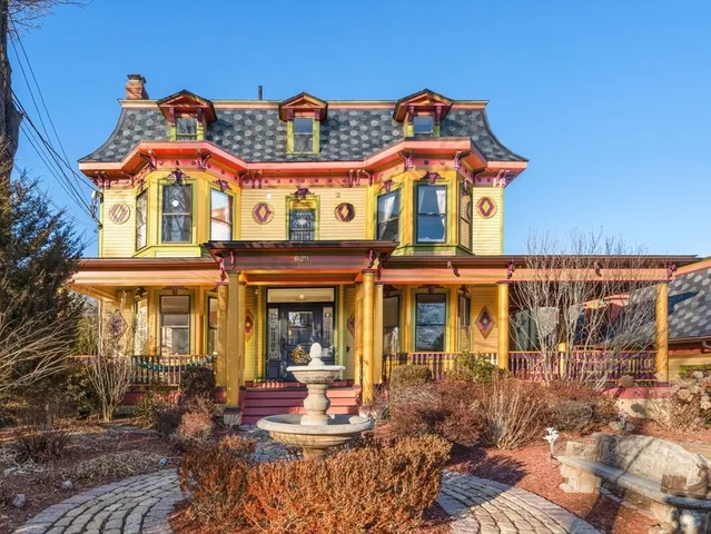 $2,995,000 | 929 Beacon Street, Newton, MA 02459