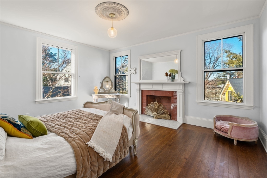 929 Beacon Street Newton, MA 02459 - Photo 14 of 31