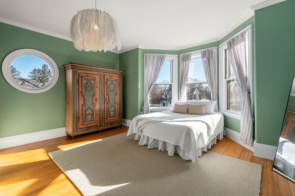 929 Beacon Street Newton, MA 02459 - Photo 19 of 31